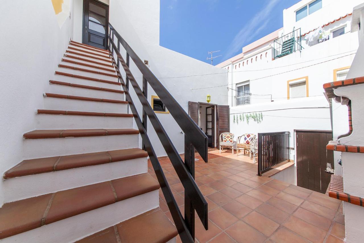 J - Casa Do Farol Guest house